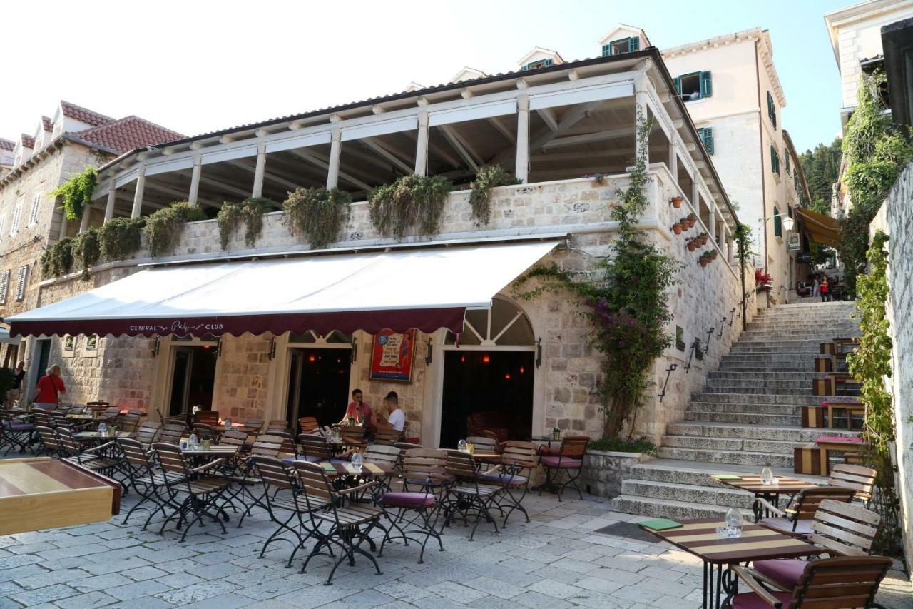 Apartments Sunset Hvar Town Exterior foto